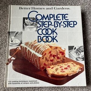 Vintage Better Homes and Gardens Complete Step-By-Step Cookbook